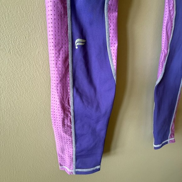 Women's M NWT Fabletics Motion365+ High-Waisted Shine Legging Purple - Picture 7 of 10